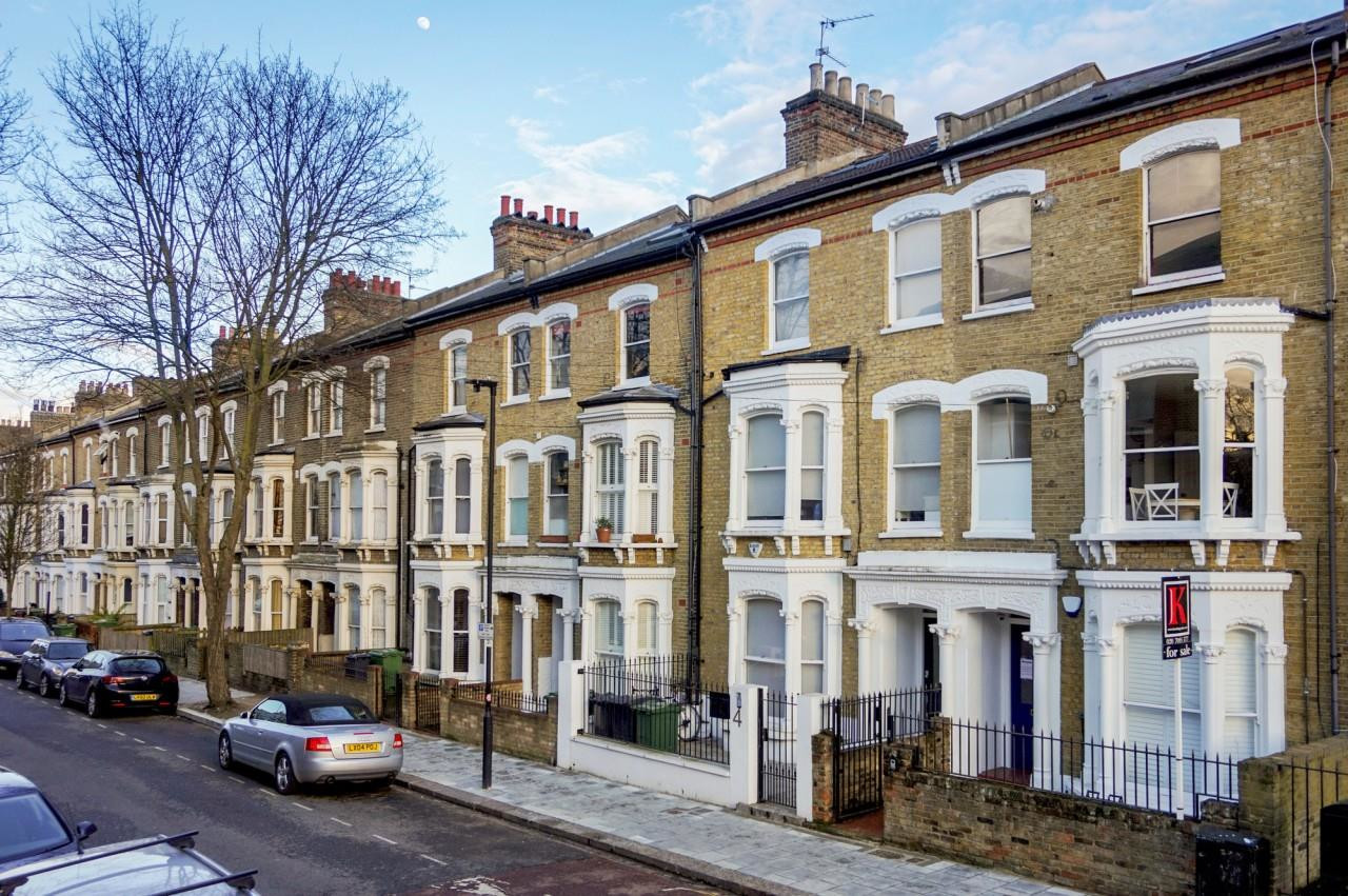 Flat for sale on Saltoun Road, SW2, Ref 29092913 | Keating Estates