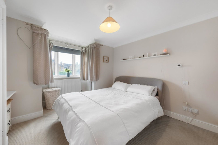 Flat for sale on Rubens Place, SW4, Ref 29807315 | Keating Estates